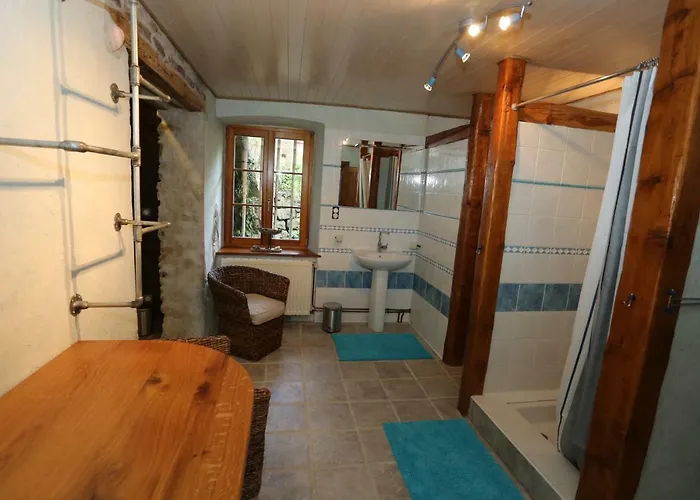 Gite Le Vieux Ruisseau Sauna Et Massages