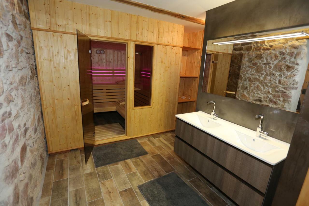Holiday home Le Vieux Ruisseau Sauna Et Massages *